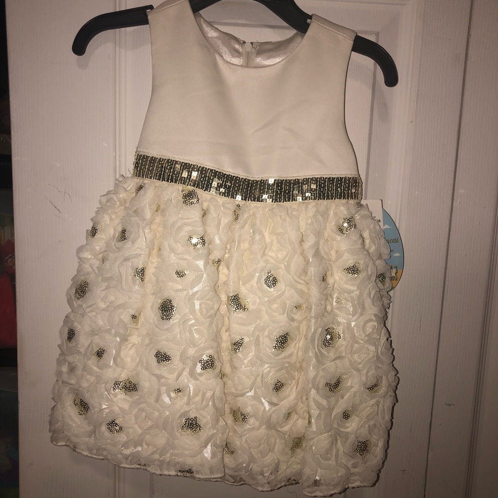 🤩 Cream & Gold Formal Baby Dress 🤩